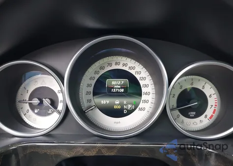 2014 Mercedes-Benz E 350 4Matic z USA, uszkodzony, nr VIN WDDHF8JB2EA964333